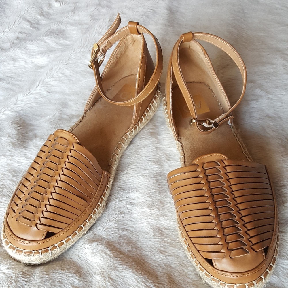 Tan Ankle strap sandal/flats